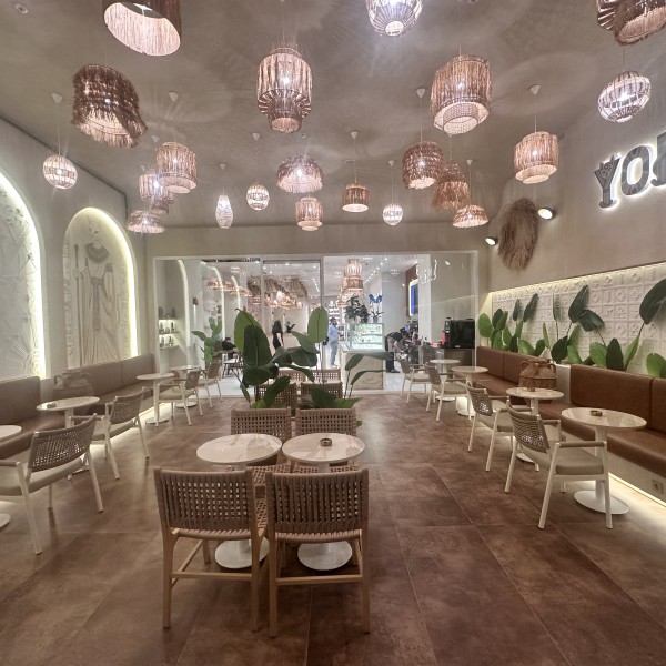 Cafe & Restoran